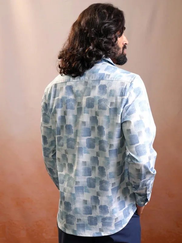 Locomotive Luxe Men Light Blue Dobby Textured Printed Occasion Casual Shirt