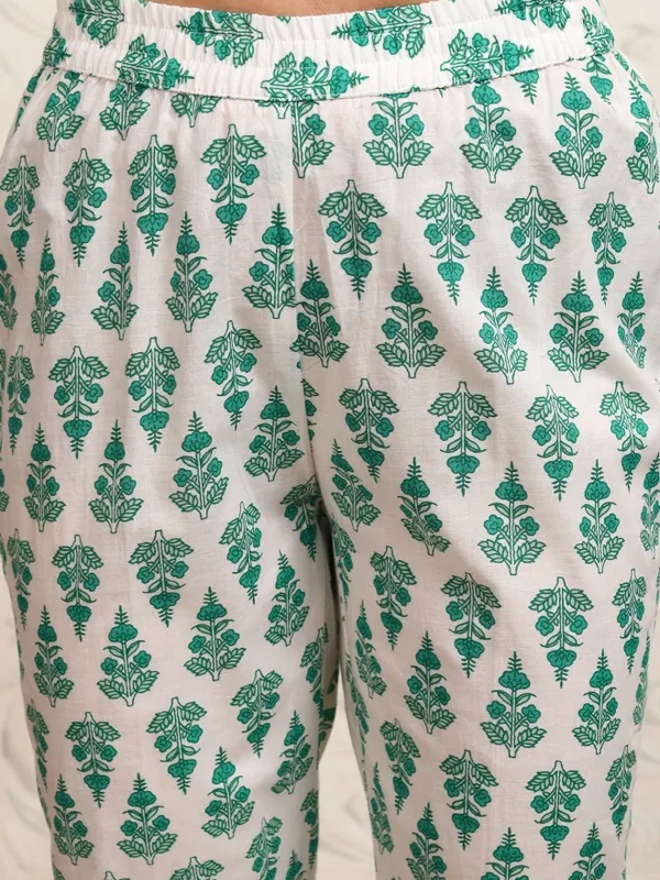 Women Kurta With Trousers & Dupatta