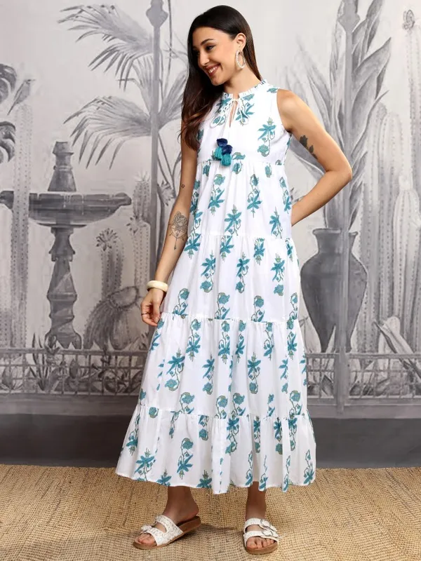 Vishudh Women White Printed Maxi Dress