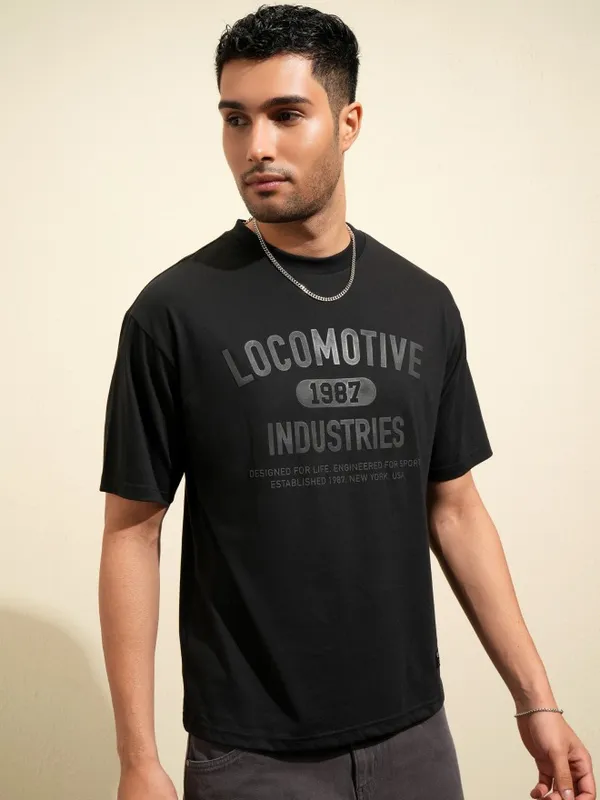 Locomotive Premium Men Black Printed Round Neck T-Shirt
