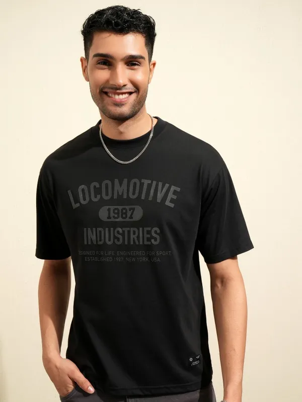 Locomotive Premium Men Black Printed Round Neck T-Shirt