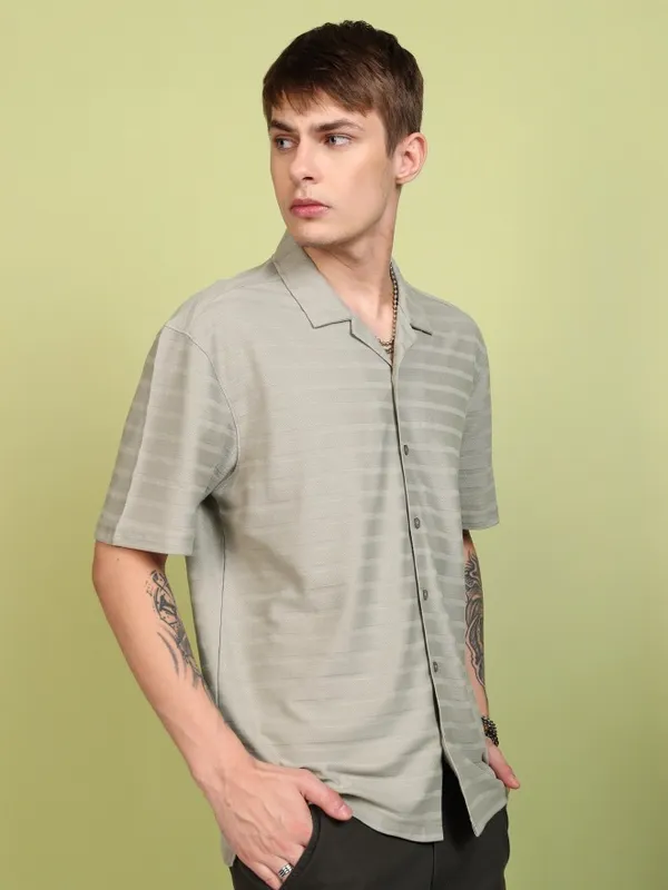 Men Relaxed Fit Casual Shirt