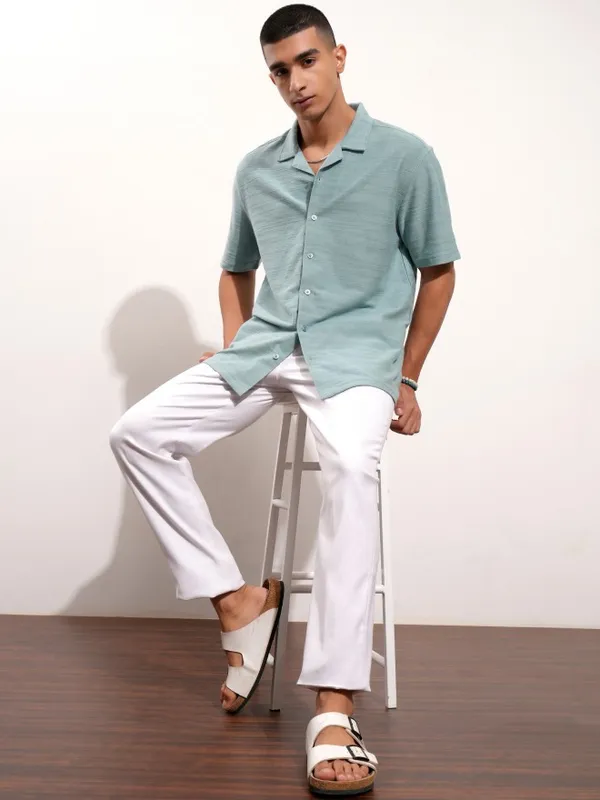 Highlander Men Teal Textured Relaxed Fit Casual Shirt