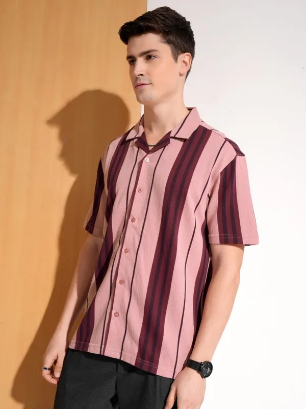 Men Relaxed Fit Casual Shirt