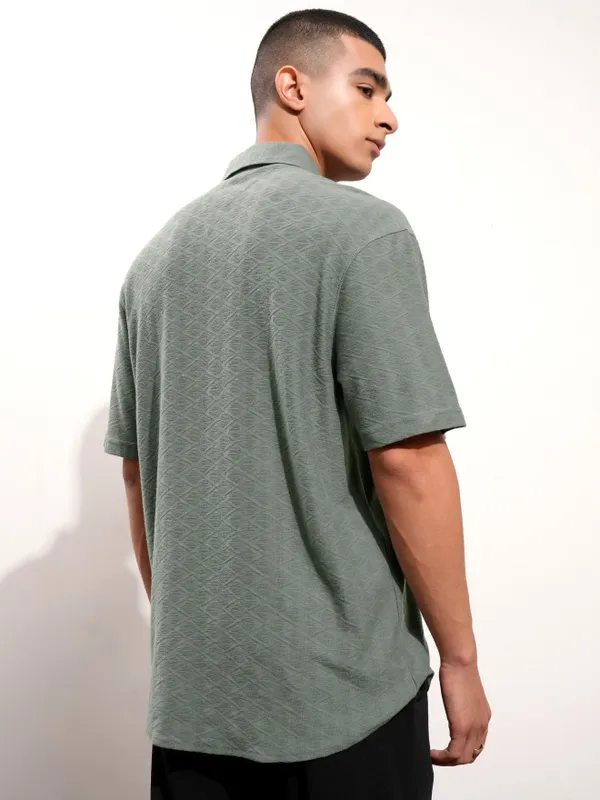 Highlander Men Green Textured Relaxed Fit Casual Shirt