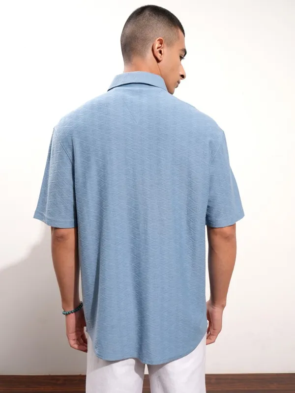 Highlander Men Blue Textured Relaxed Fit Casual Shirt