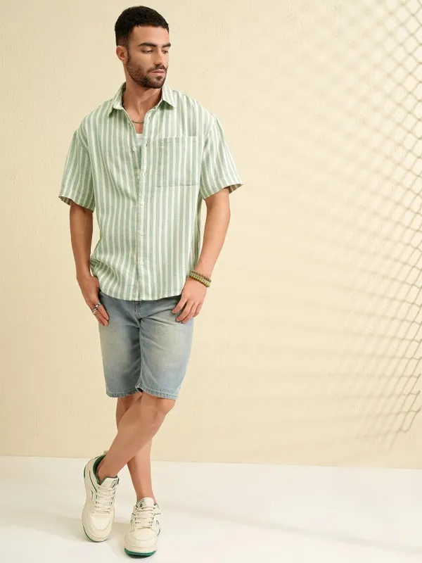 Locomotive Men Green Striped Oversized Fit Casual Shirt