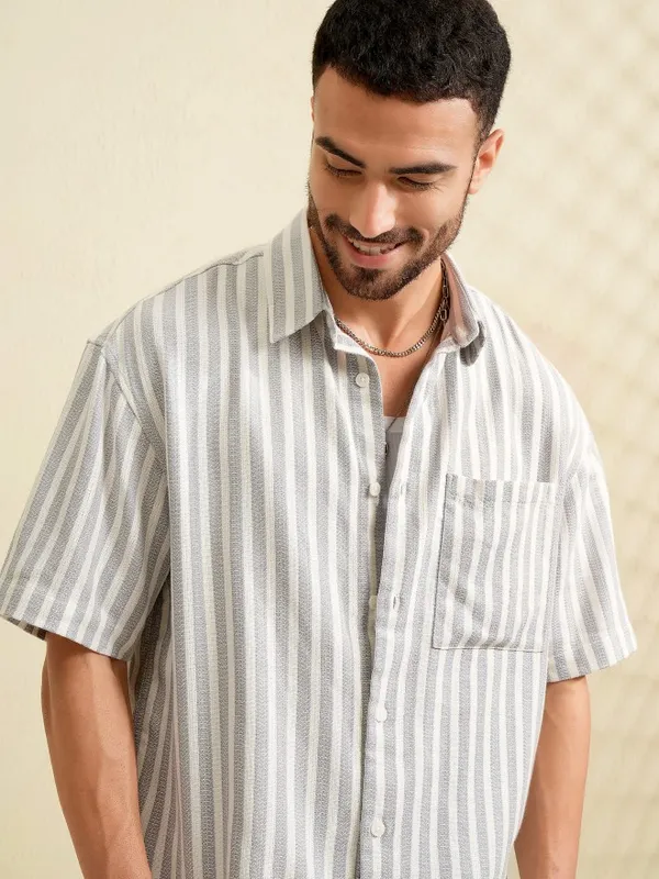 Locomotive Men Grey Striped Oversized Fit Casual Shirt