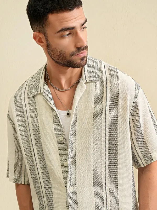 Locomotive Men Cream Striped Oversized Fit Casual Shirt