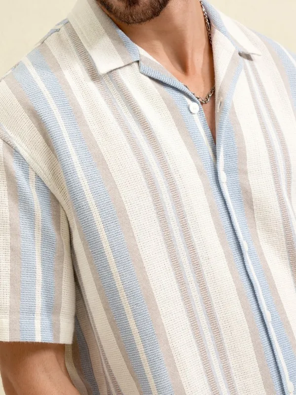 Locomotive Men Blue Striped Oversized Fit Casual Shirt
