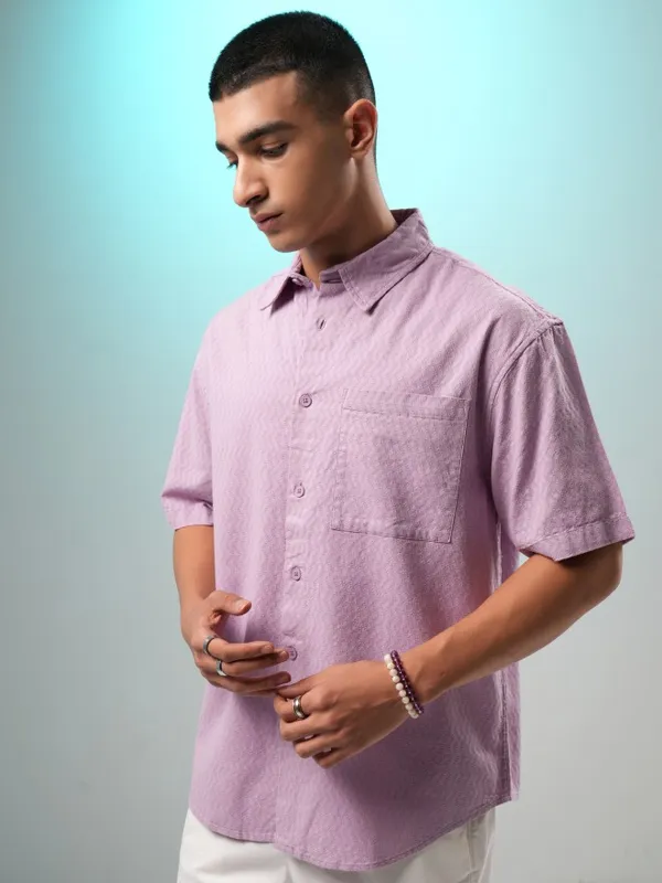 Highlander Men Pink Textured Oversized Fit Casual Shirt