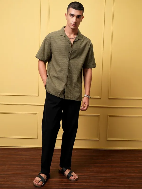 Highlander Men Olive Self Design Relaxed Fit Casual Shirt