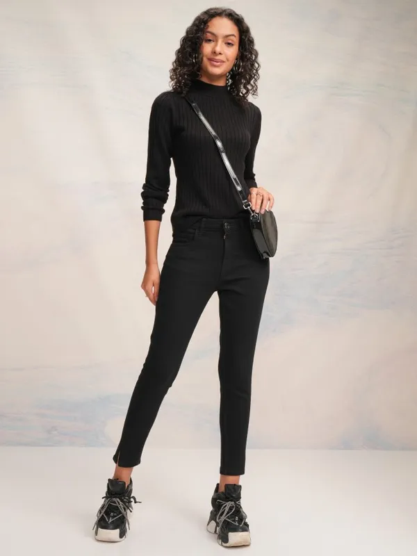 Women Solid Sweater