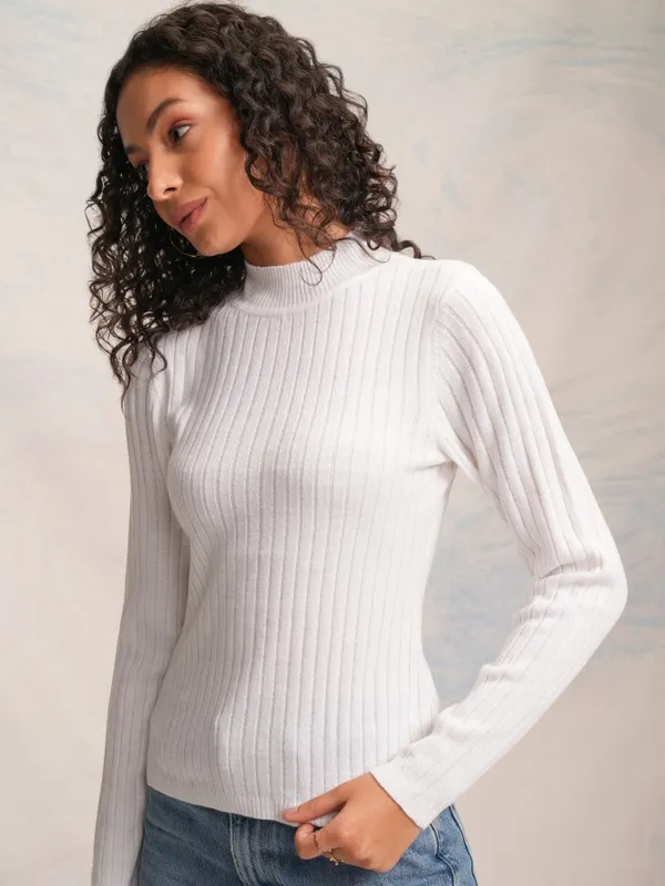Tokyo Talkies Women White Knitted Round Neck Sweater