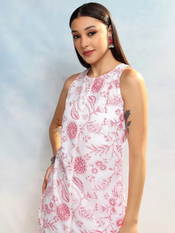 Vishudh Women White Tunic With Trousers Co-Ords