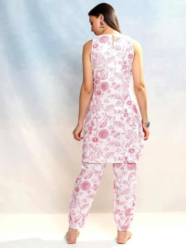Vishudh Women White Tunic With Trousers Co-Ords