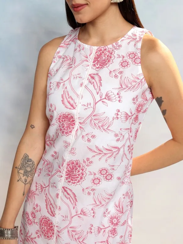 Vishudh Women White Tunic With Trousers Co-Ords