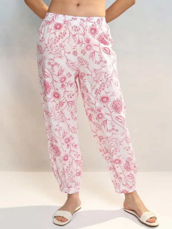 Vishudh Women White Tunic With Trousers Co-Ords
