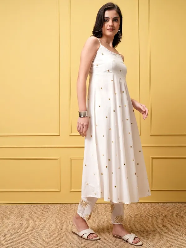 Vishudh Women White Kurta With Trousers And Dupatta
