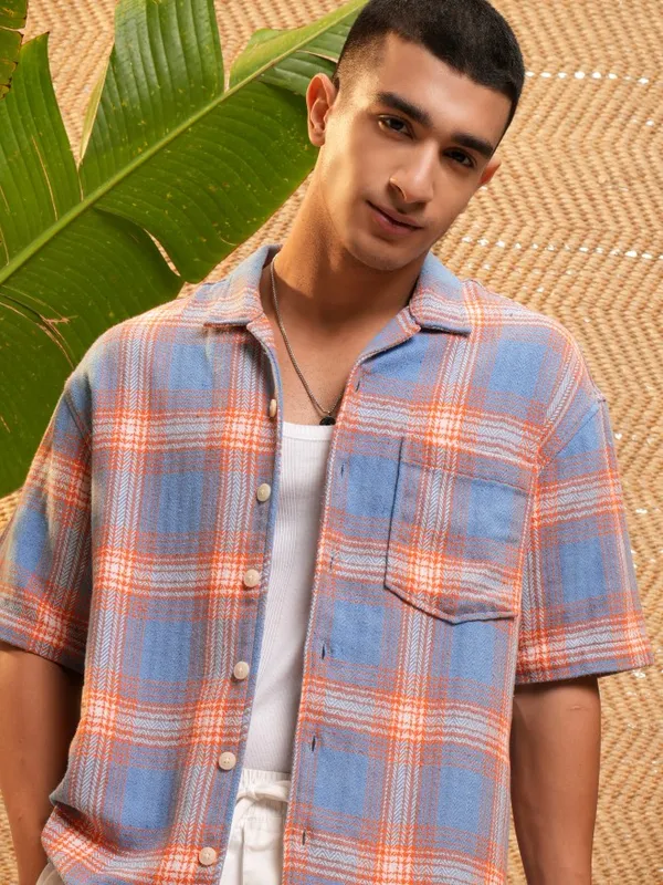 Highlander Men Blue Checked Oversized Fit Casual Shirt