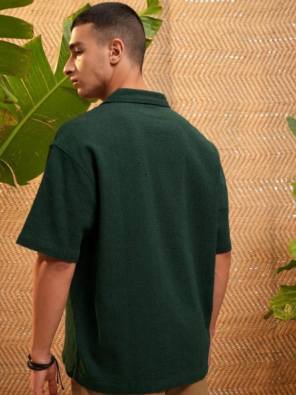 Highlander Men Green Solid Oversized Fit Casual Shirt