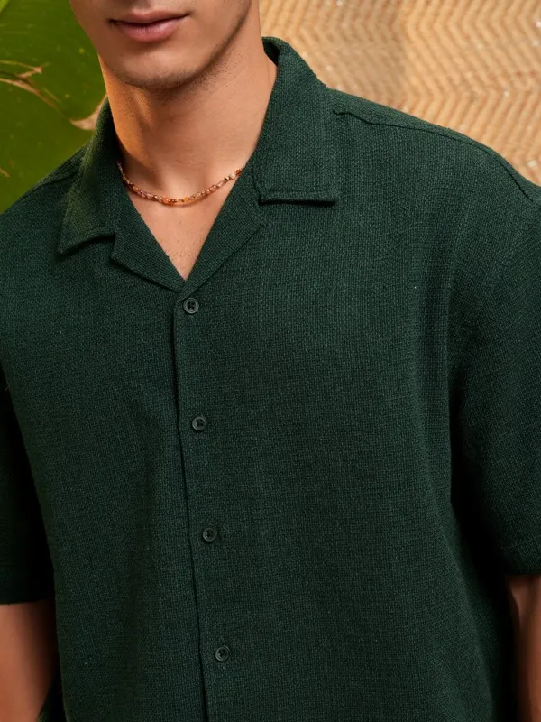 Highlander Men Green Solid Oversized Fit Casual Shirt