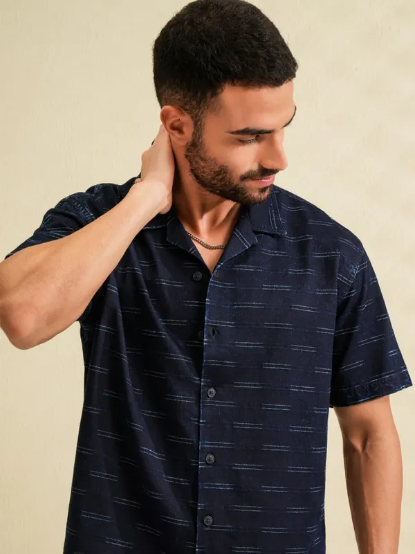 Locomotive Men Navy Blue Printed Relaxed Fit Casual Shirt