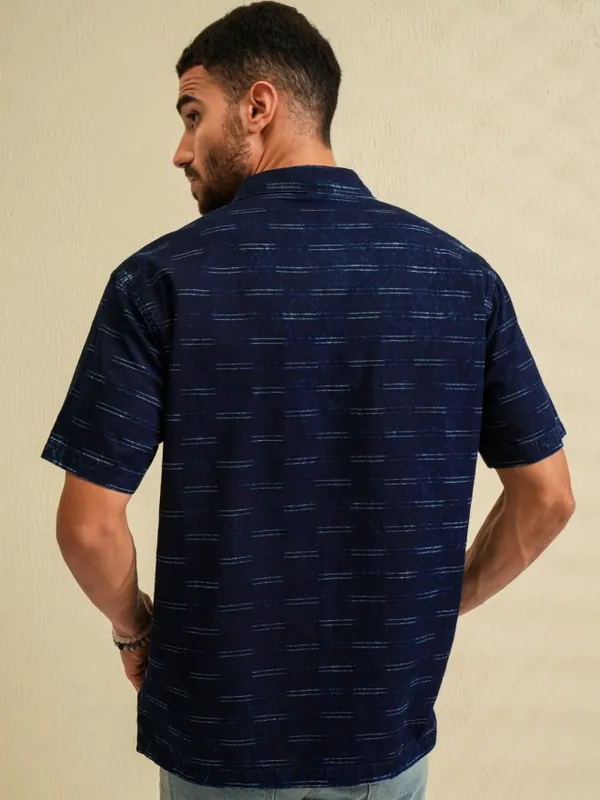 Locomotive Men Navy Blue Printed Relaxed Fit Casual Shirt