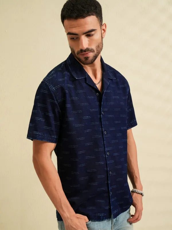 Locomotive Men Navy Blue Printed Relaxed Fit Casual Shirt