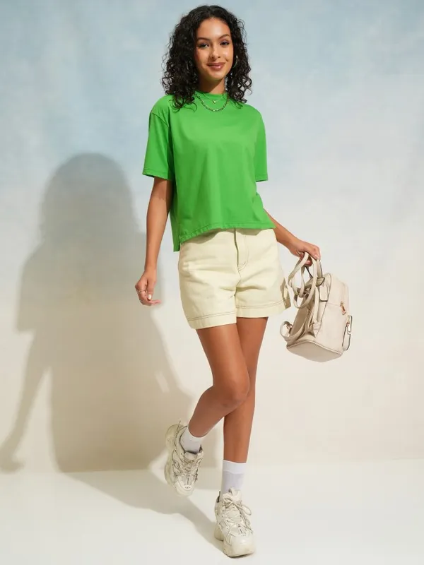 Tokyo Talkies Women Green Solid Round Neck T-Shirt