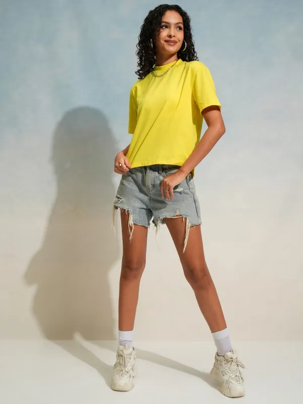 Tokyo Talkies Women Yellow Solid Round Neck T-Shirt