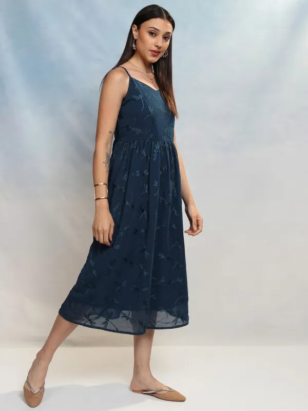 Vishudh Women Blue Embroidered A-Line Dress