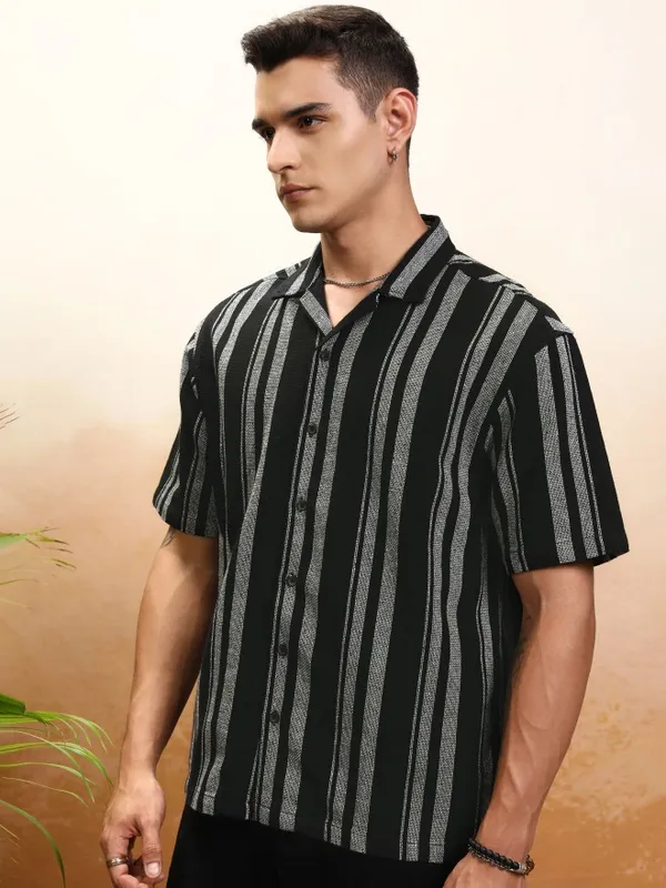 Highlander Men Black Striped Oversized Fit Casual Shirt