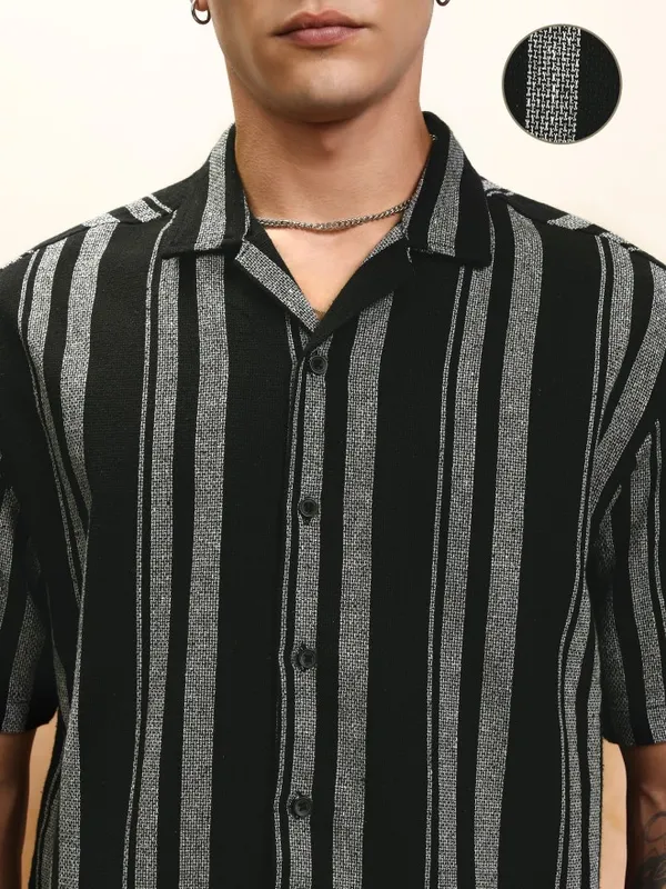 Highlander Men Black Striped Oversized Fit Casual Shirt