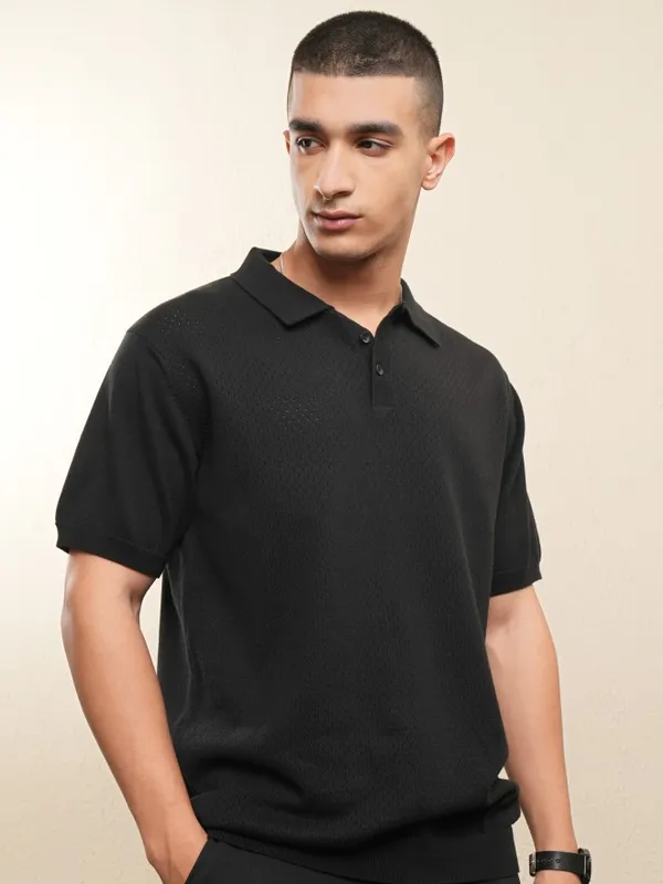 Highlander Men Black Solid Polo Collar T-Shirt