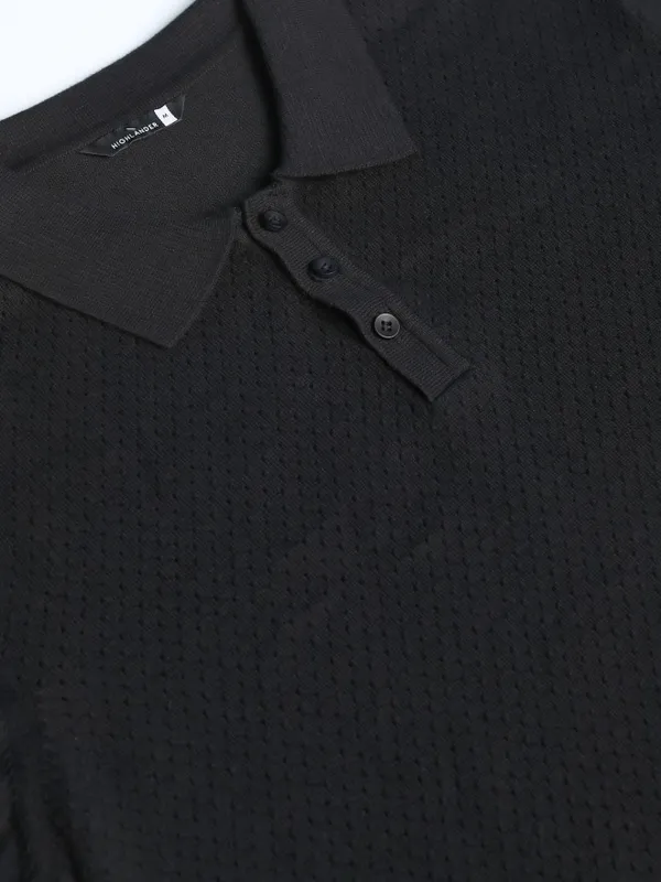 Highlander Men Black Solid Polo Collar T-Shirt