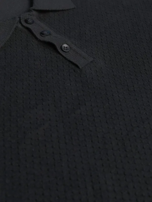 Highlander Men Black Solid Polo Collar T-Shirt