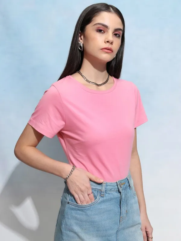 Tokyo Talkies Women Pink Solid Round Neck T-Shirt