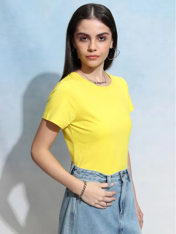 Tokyo Talkies Women Yellow Solid Round Neck T-Shirt