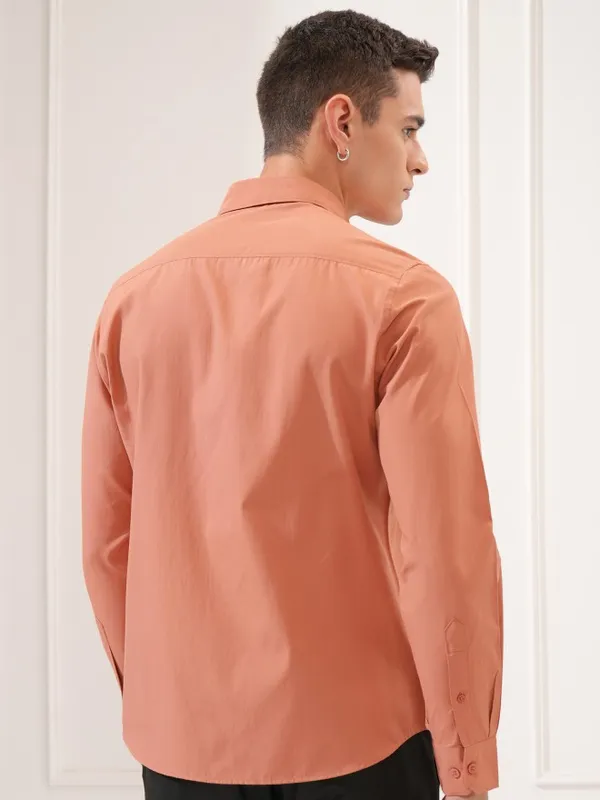 Highlander Men Orange Solid Slim Fit Casual Shirt
