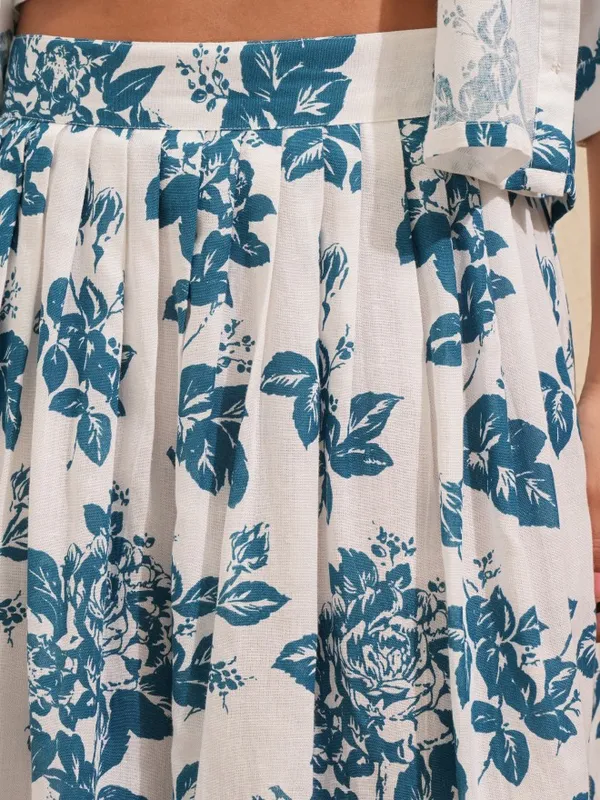 Vishudh Women Blue Shirt With Shorts Co-Ords