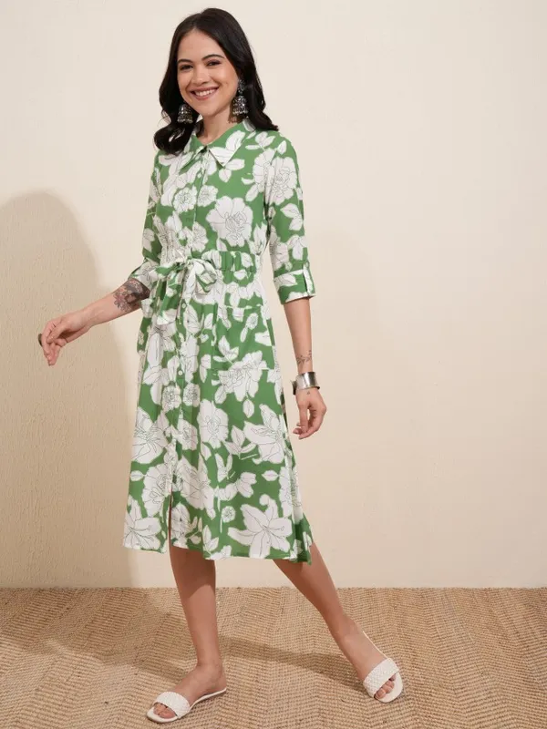 Vishudh women Green Printed Shirt Dress