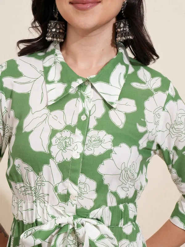 Vishudh women Green Printed Shirt Dress