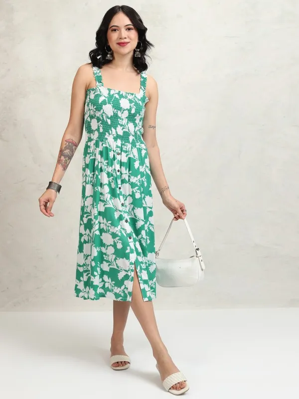 Vishudh women Green Printed A-Line Dress