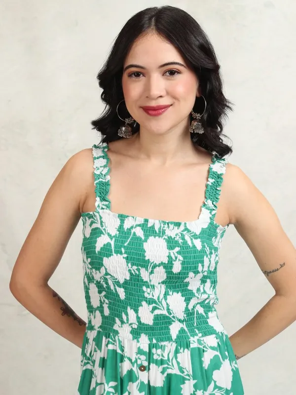 Vishudh women Green Printed A-Line Dress