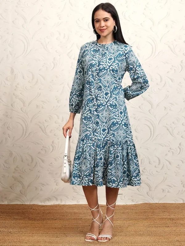 Vishudh women Blue Printed Drop-Waist Dress