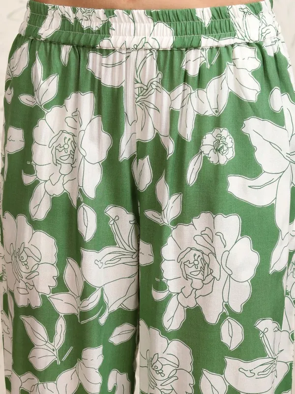 Vishudh Women Green Shirt With Trouser