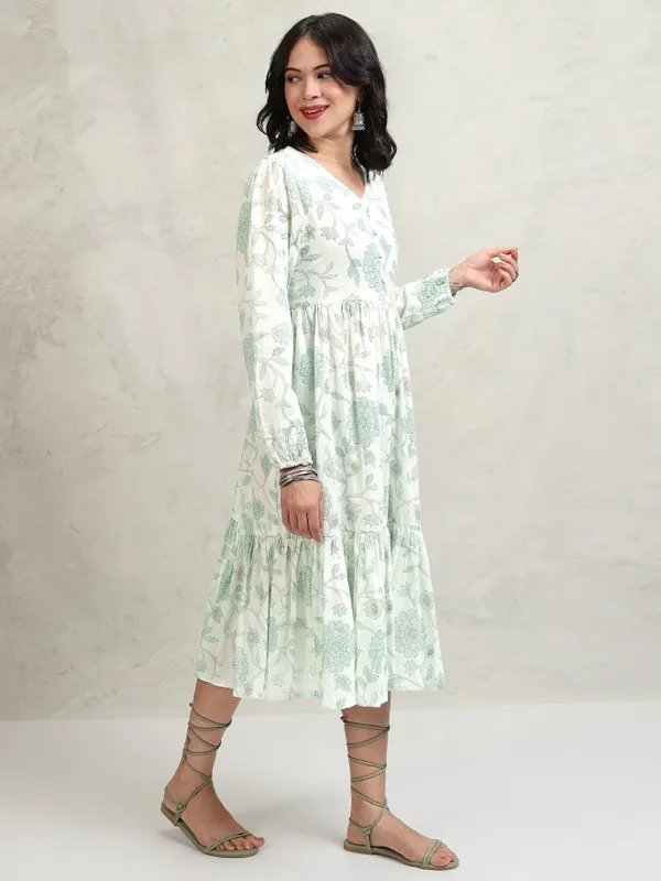 Vishudh women Green Printed Drop-Waist Dress