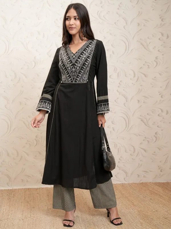 Women Kurta With Palazzo