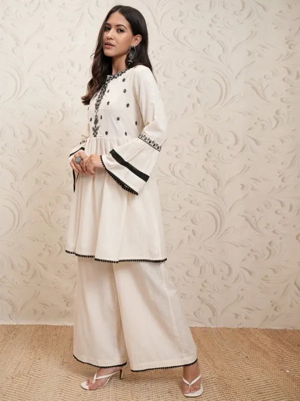 Vishudh Women Natural Cream Embroidered Ethnic Kurta With Pants